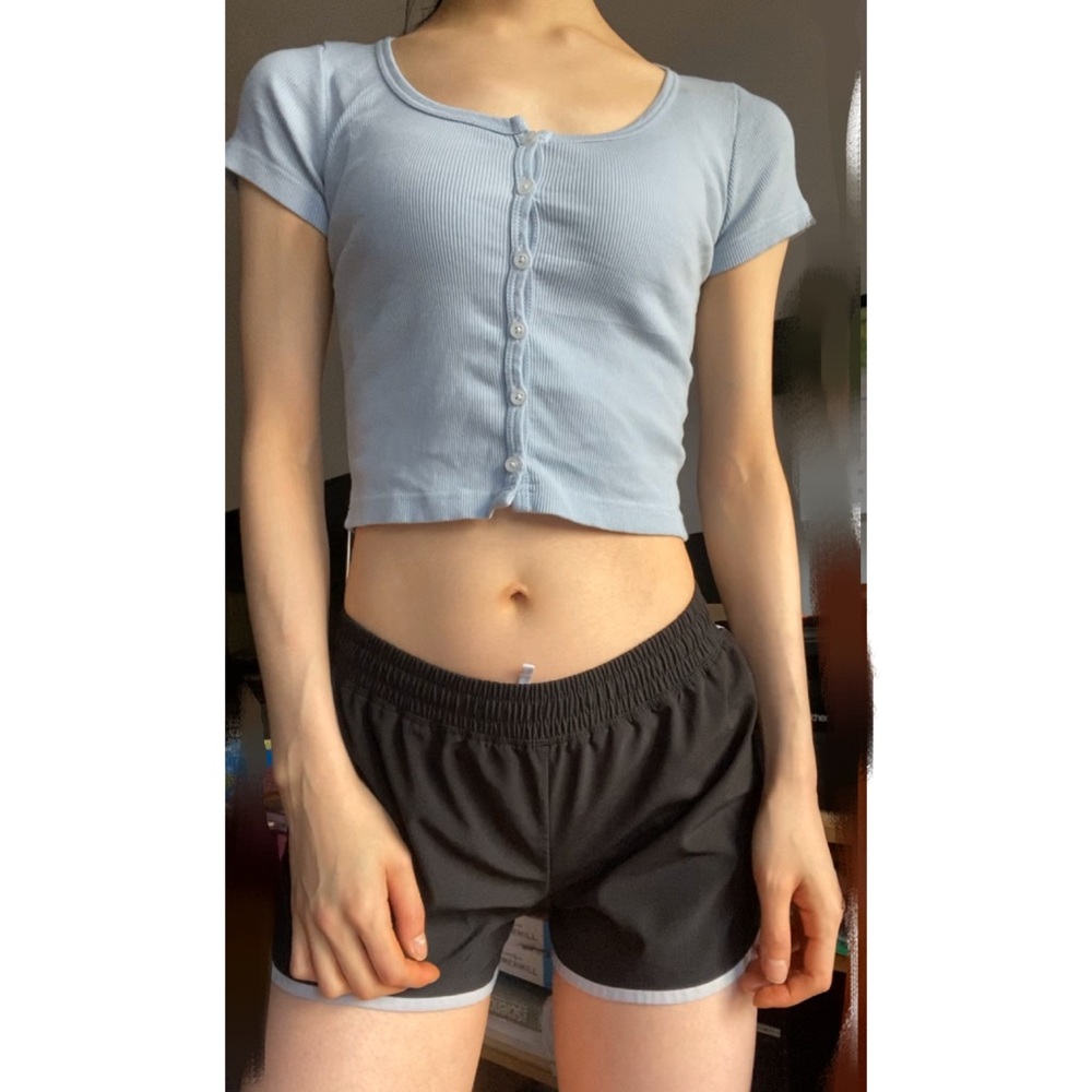Brandy Melville zelly top